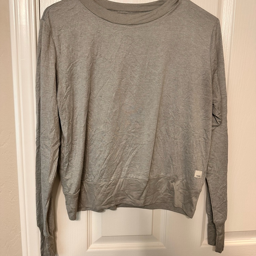Vuori Gray Long Sleeve Top - size M